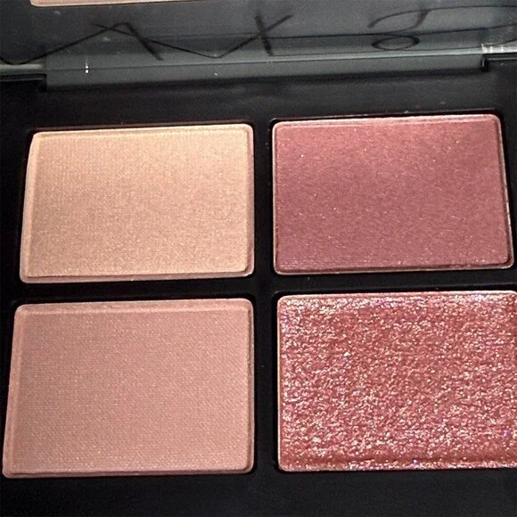 NARS Quad Eyeshadow Palette Kuala Lumpur 4 Shade Shimmer Satin Glitter NIB - Picture 3 of 16